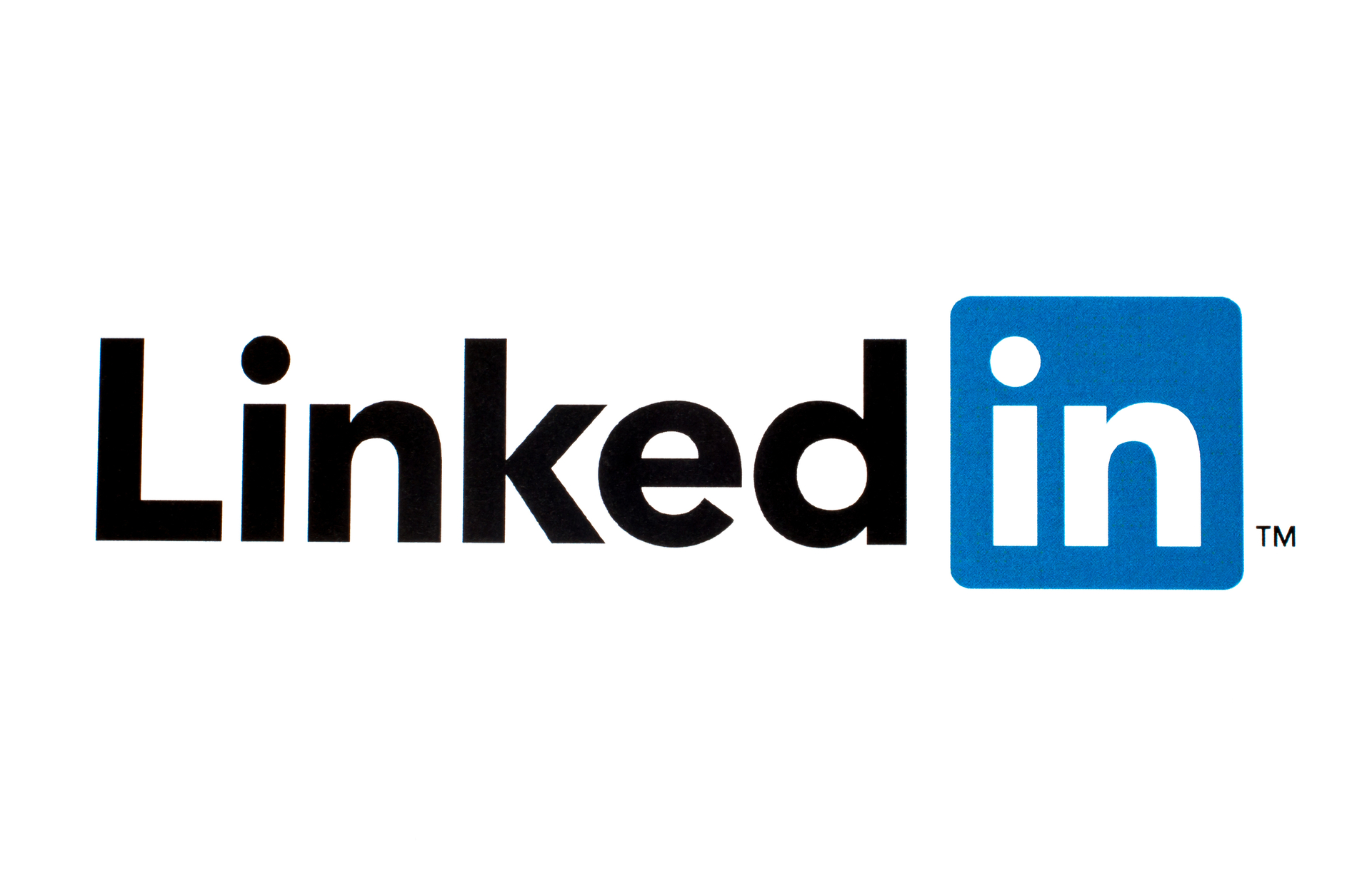 How Dentists Can Take Advantage LinkedIn: Essential Tips